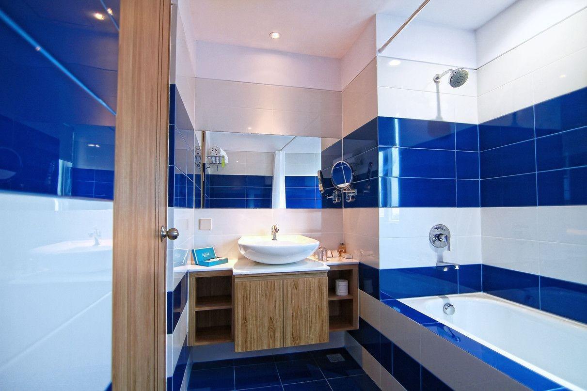 Zoom Smart Hotel Jemursari Surabaya Exteriör bild